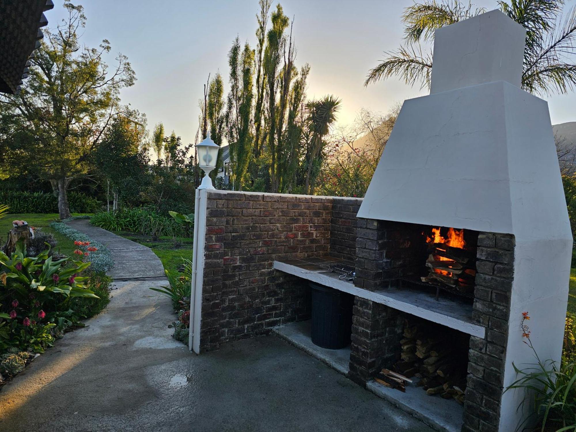 Tsitsikamma Gardens Cottages Self-Catering Cottages Sanddrif ภายนอก รูปภาพ